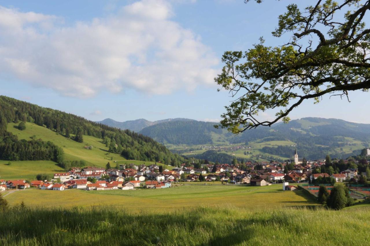Exklusive Fewo Herrmann Im "Haus Hochgratblick" Oberstaufen Extérieur photo